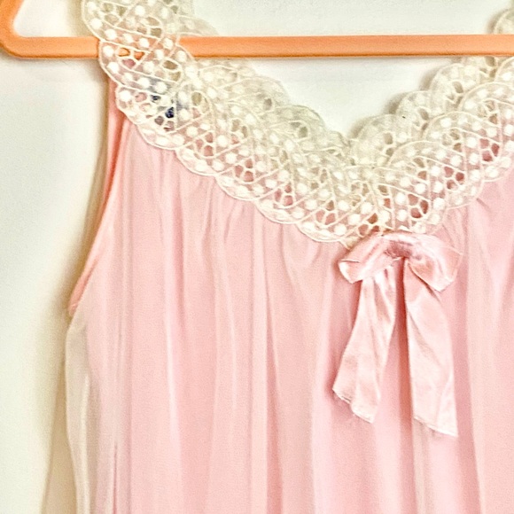 Vintage pink nightgown